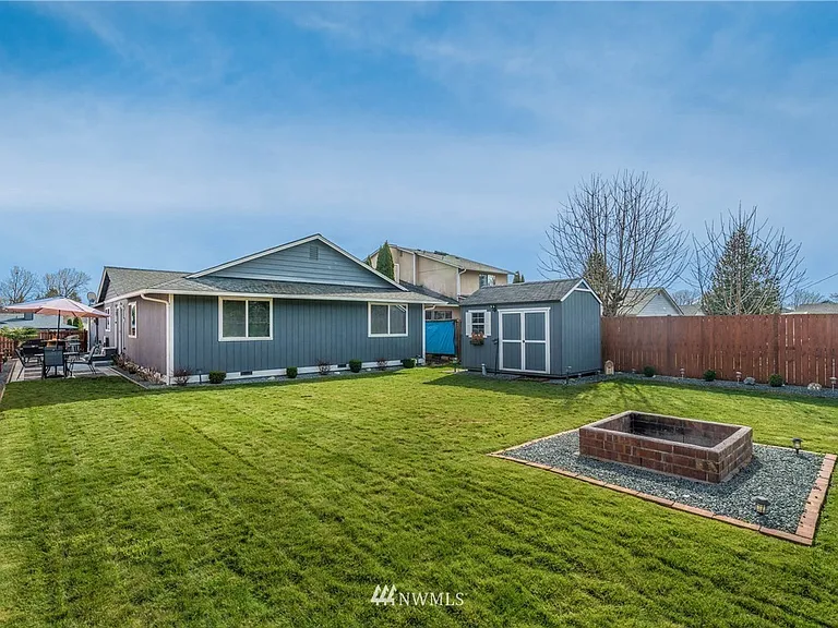 2536 54th Ave NE — Photo 3