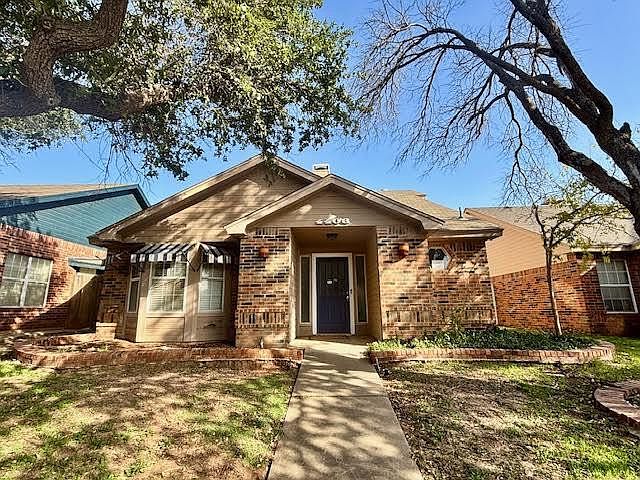 1st image of 4406 Winterberry Ln