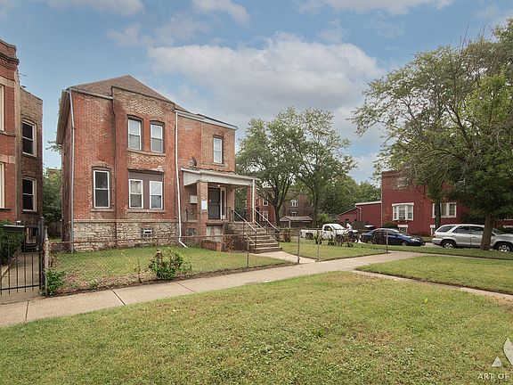 2nd image of 6959 S Calumet Ave