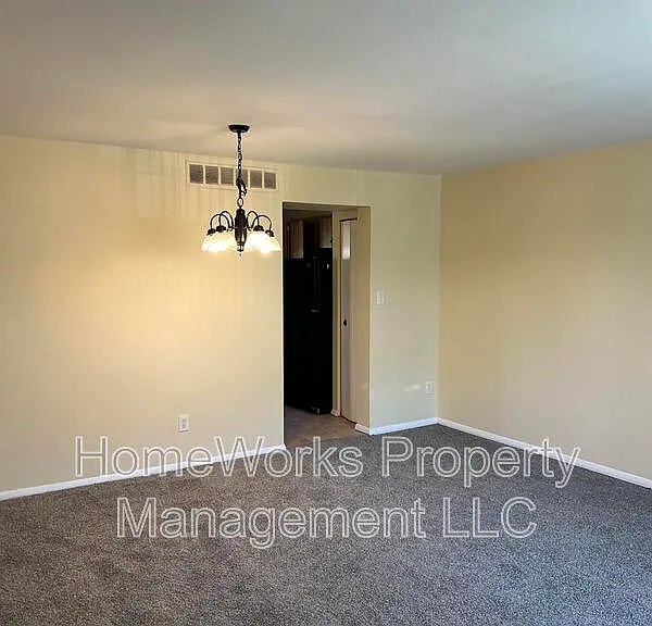 462 Norvelle Ct — Photo 32