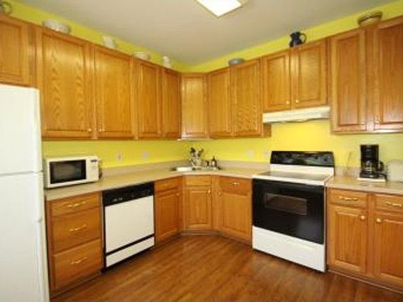 5th image of 8607 Lowery Way #8607