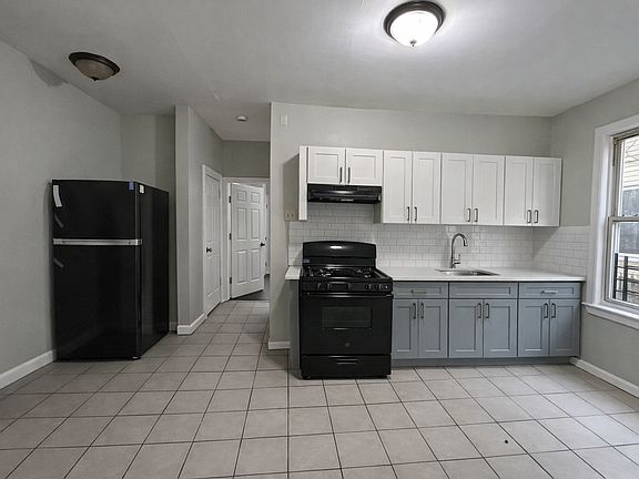 2nd image of 234 Columbia Ave #1R