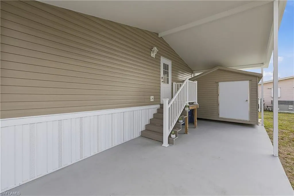 3 bed, 2.0 bath, 1798 sqft, $2,250 — Photo 3