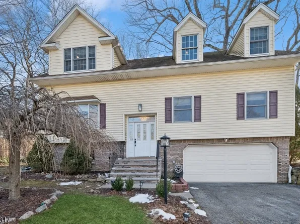 114 Papscoe Rd, West Milford Twp., NJ 07421