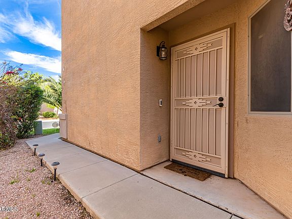 5th image of 42623 W Hillman Dr