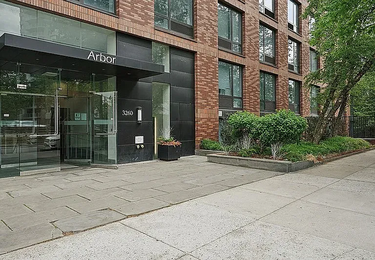 3260 Henry Hudson Pkwy E #7H — Photo 10