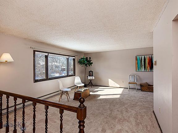3rd image of 413 McEwen Dr