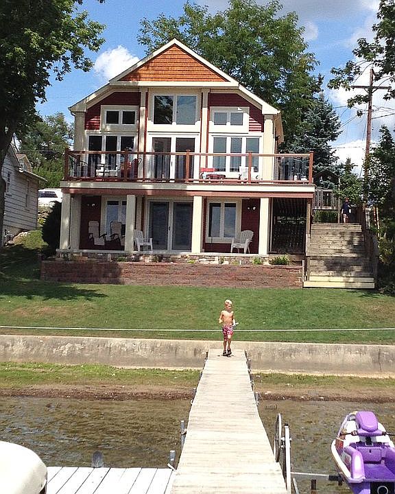 1st image of 5984 Lakeside Dr