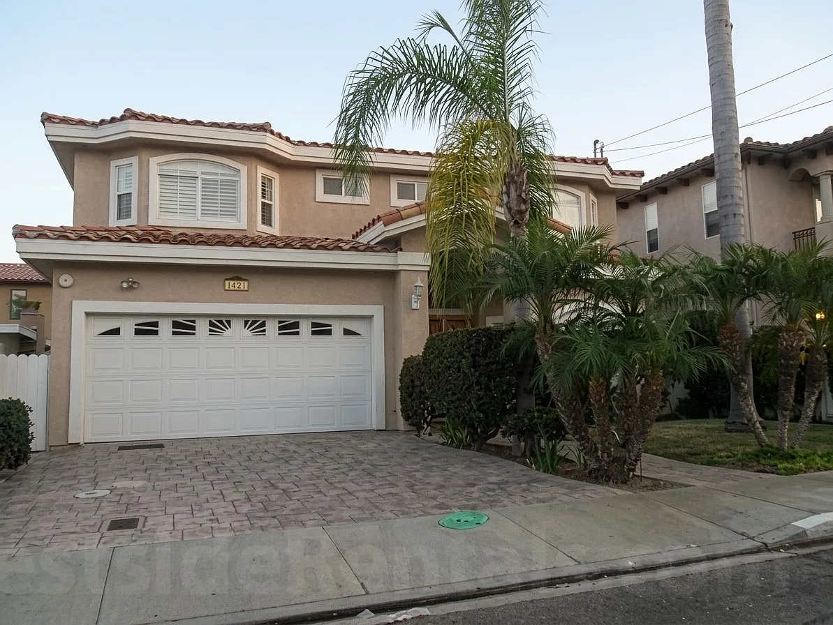 5 bed, 3800 sqft, $14,000 — Photo 3