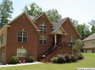 909 Hickory Valley Rd, Trussville, AL 35173