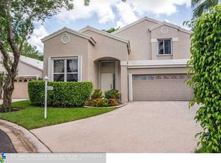 9629 NW 8th Cir, Plantation, FL 33324