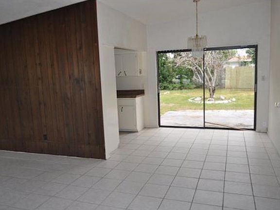 4th image of 5905 Forest Grove Blvd
