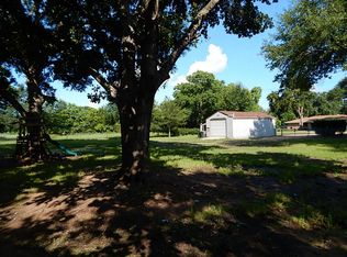 240 Rosalie Ln, Sealy, TX 77474