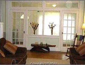 Living Room & Sunroom 