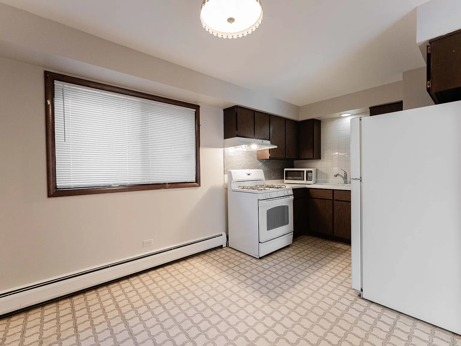 1 bed, 560 sqft, $1,375 — Photo 4