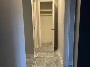 605 N Wolf Rd #1E, Hillside, IL 60162