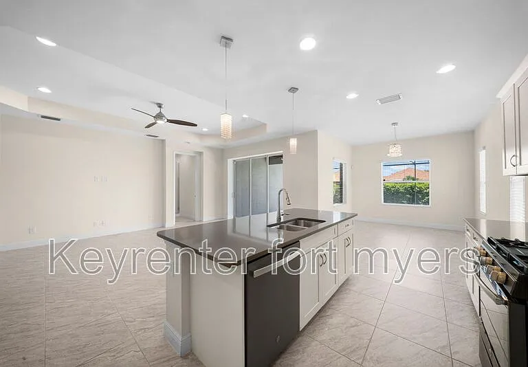 4633 Mystic Blue Way #FORT MYERS — Photo 24