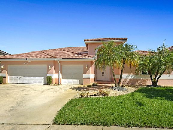 2nd image of 935 NW 201st Avenue
