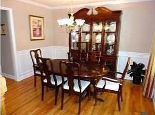 3rd image of 203 Peachtree Cir