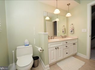 42 Brooktree Rd, East Windsor, NJ 08520