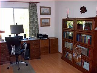 3rd image of 762 Pinta Ln