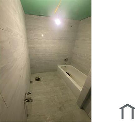 4th image of 1235 Hoe Ave Floor 2