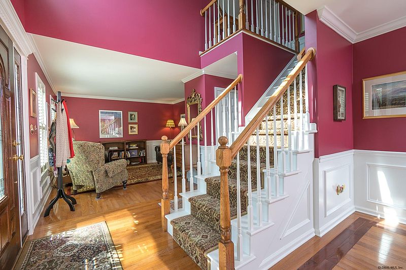 4th image of 27 TRUMPETER Place