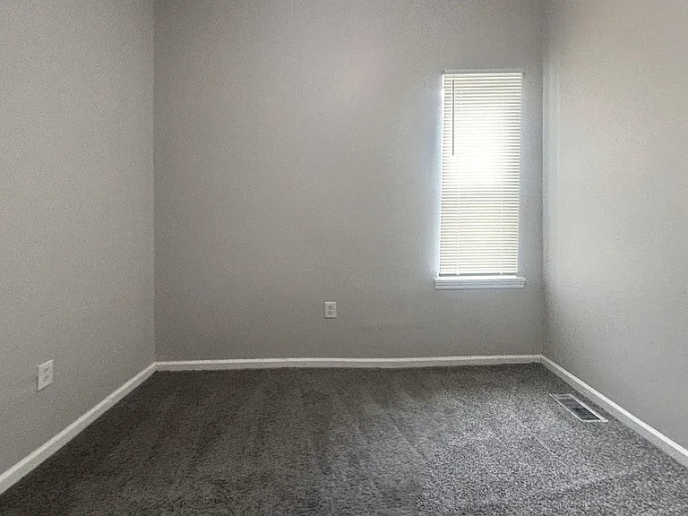 3329 Ridge Avenue — Photo 14