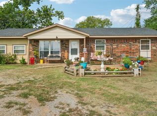 504 Drivers Ln, Claremore, OK 74017