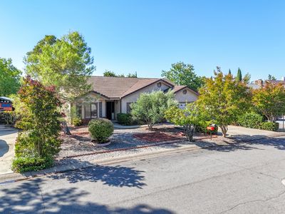 621 Collyer Dr, Redding, CA, 96003