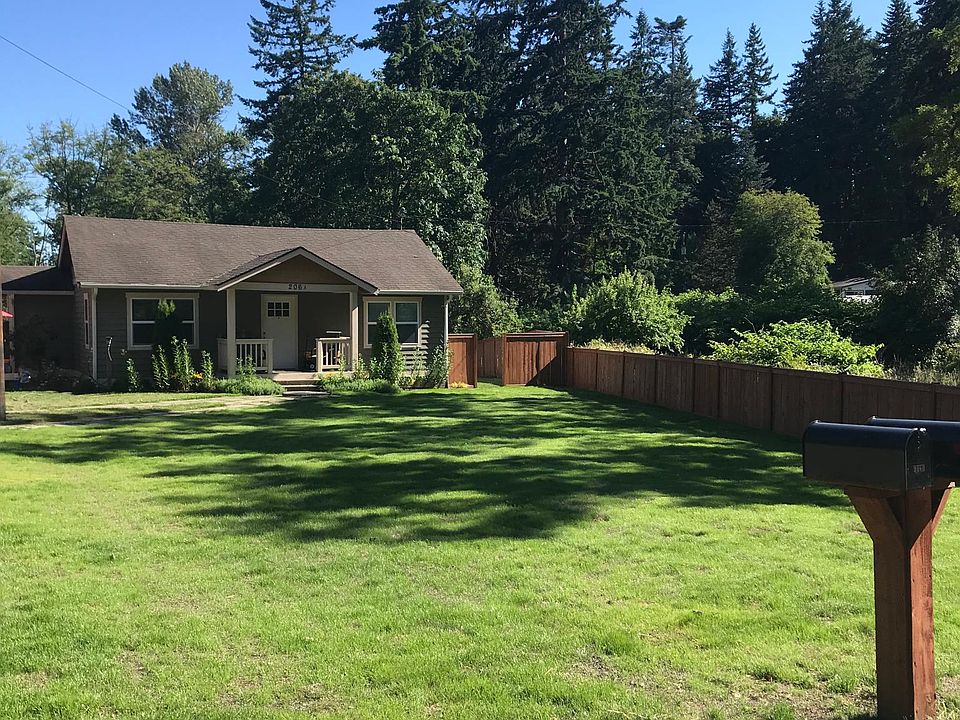 Front Yard - Covered Porch
