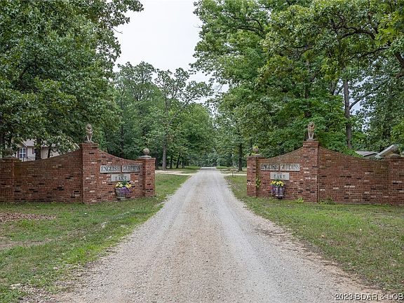 2nd image of 32523 English Garden Dr