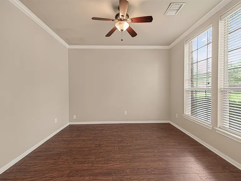 4702 Autumn Orchard Ln — Photo 12
