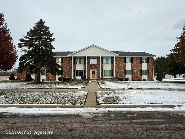 8484 Shields Dr Unit 202, Saginaw, MI 48609