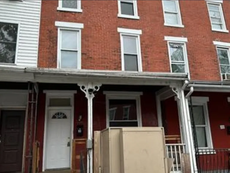 30 S 16th St — Photo 1