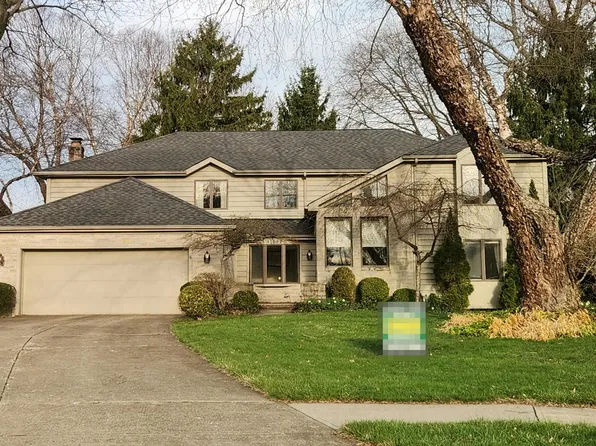 31002 Arlington Cir, Bay Village, OH 44140