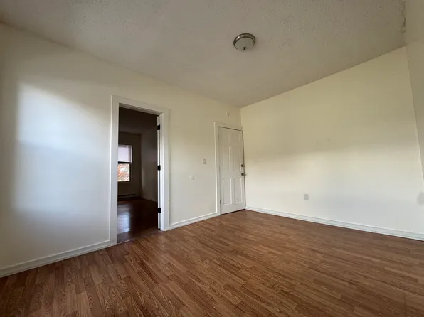 118 Shepard St, New Haven, CT