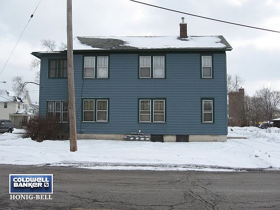 3rd image of 256 W New York St