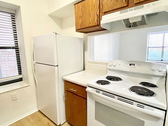 4th image of 3214 Harrison St #3220-2A
