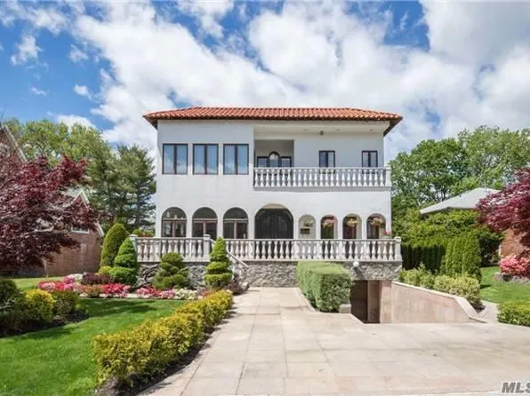 215-15 27th Avenue image 1 of 19