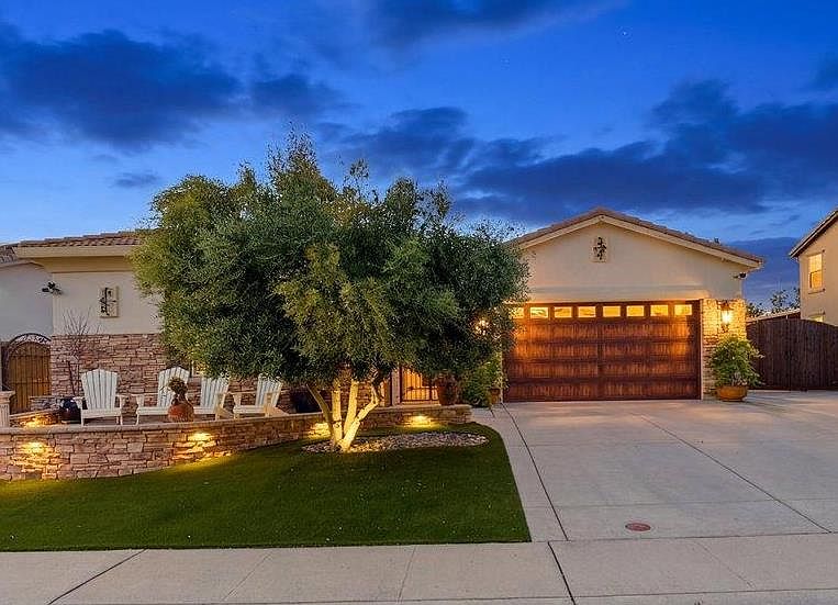 1st image of 2142 Fawndale Ln
