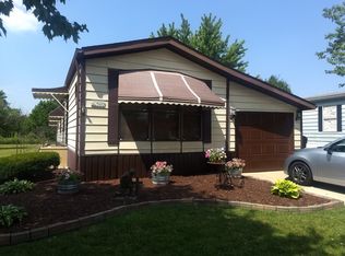 560 Huntsbridge Rd, Matteson, IL 60443