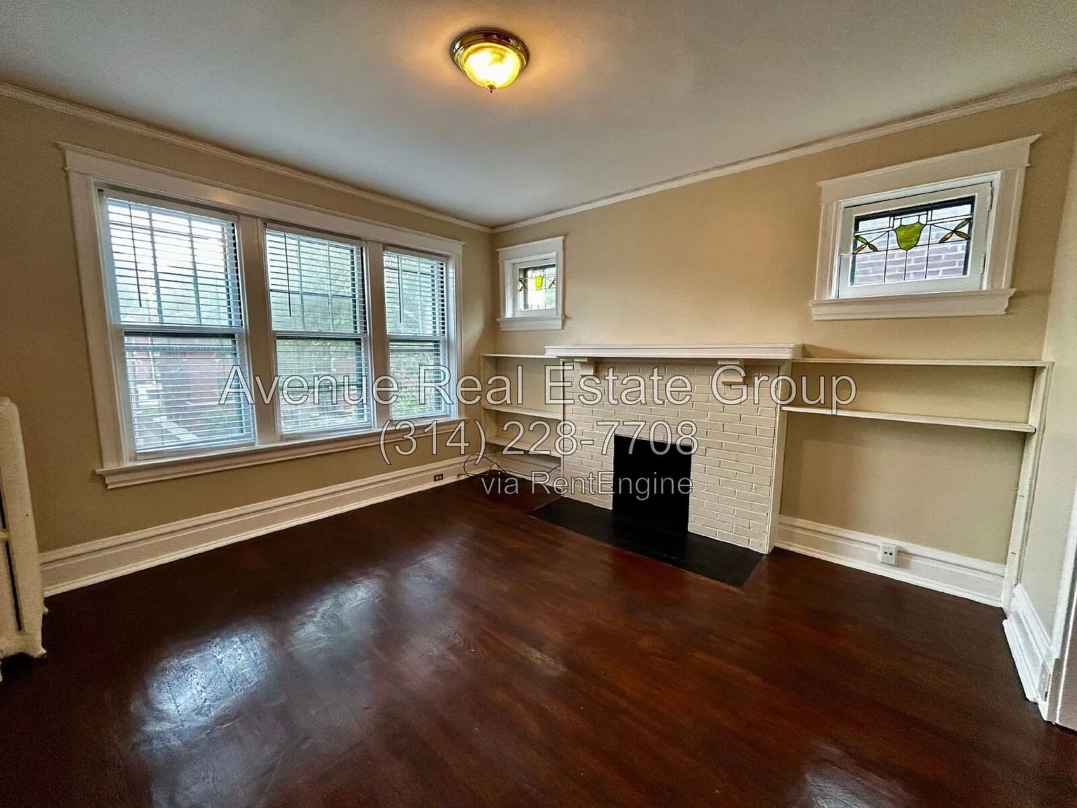 4 bed, 1.0 bath, 1800 sqft, $1,995 — Photo 2