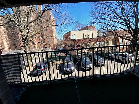 3rd image of 75-23 113th St #4
