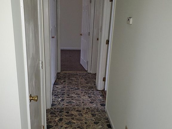 5th image of 118 Village St