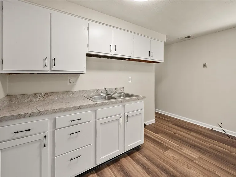 5533 Ridgecrest Rd — Photo 13