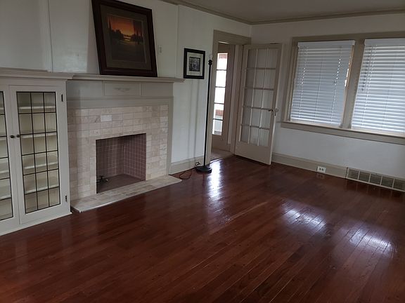 5th image of 10313 S Highland Ave
