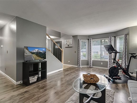 5th image of 14608 15th Avenue S