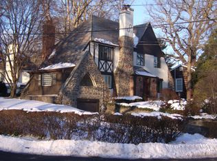 658 Forest Ave, Larchmont, NY 10538