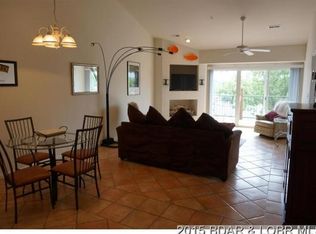 14 Park Pool Dr UNIT 142, Kaiser, MO 65047